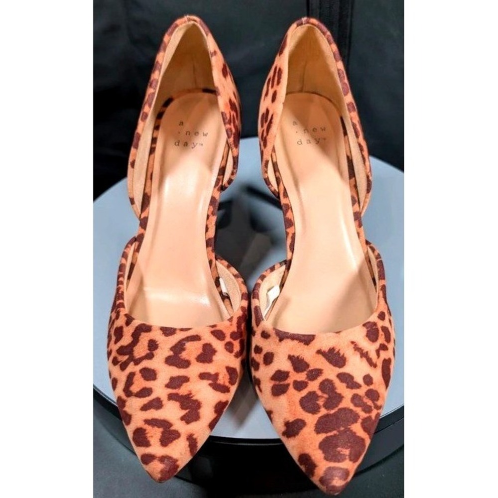A New Day Lacey Leopard Print d'Orsay Pointed Toe Stiletto Pump Heels Size 7.5